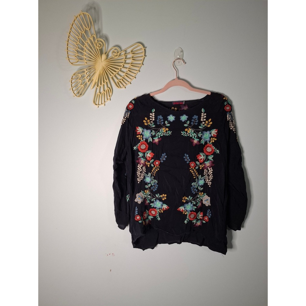 Johnny Was Embroidered Floral Cupra Rayon Blouse Navy Blue Petite Large